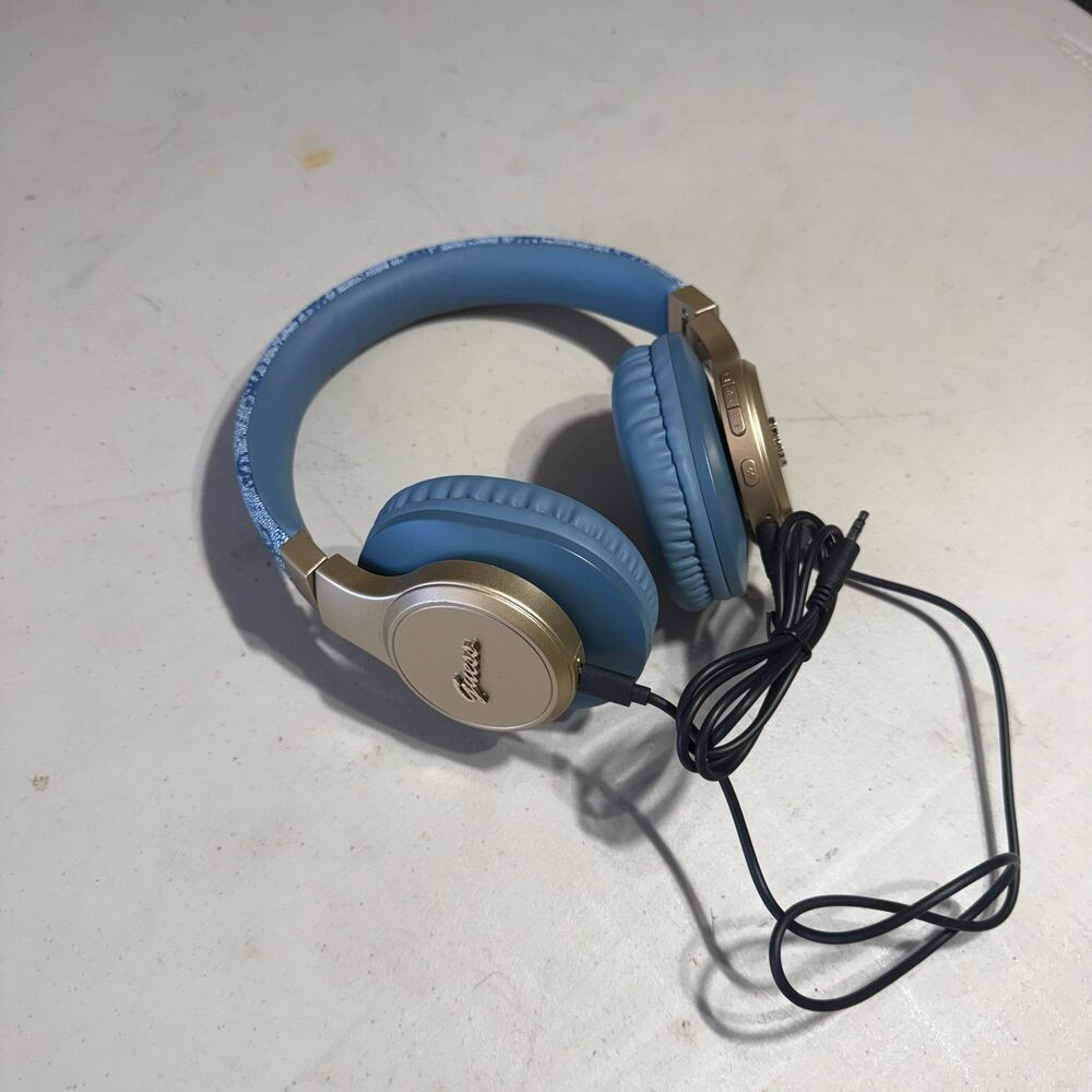 Guess Wireless Over-Ear Headphones